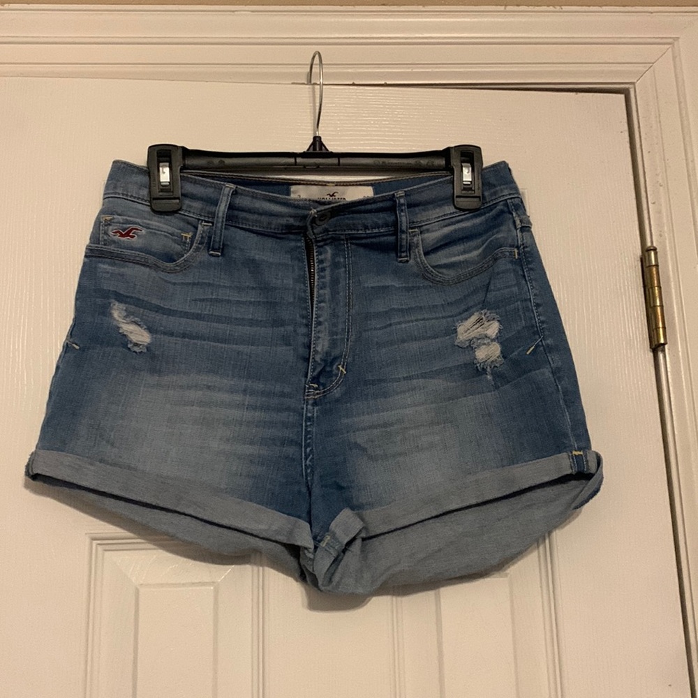 Size 7 Hollister shorts